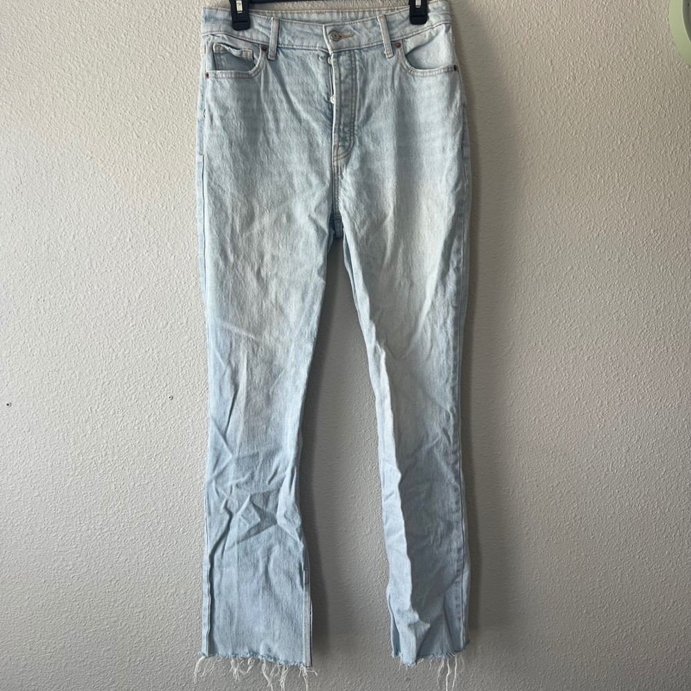 Old Navy Kicker Boot-Cut Jeans Extra High Rise Light Wash Womens Size 6